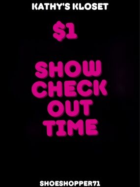 Pink 'Show Check Out Time' Decorative Door Mat